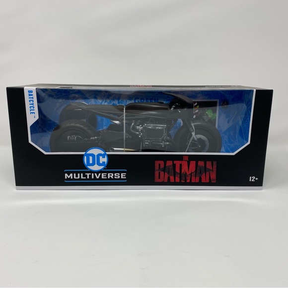 McFarlane‎ DC Multiverse The Batman Movie Batcycle Vehicle NEW - Picture 1 of 7